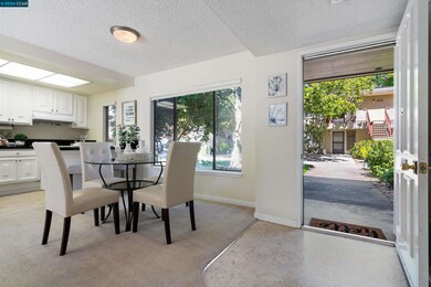 1316 Singingwood Ct unit 4, Walnut Creek, CA 94595 - photo 4