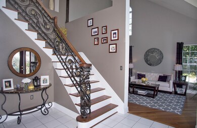 _RMJ9686.jpg entryway