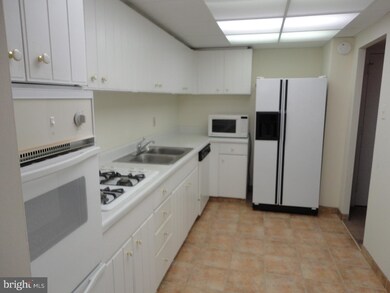 Strath Haven Condominiums unit 712, Swarthmore, PA 19081 - photo 5