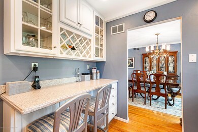 Breakfast Bar