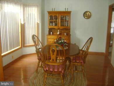 221 Duke of Kent St, Chestertown, MD 21620 - photo 5