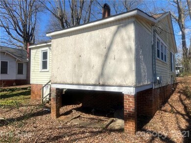 505 High Point Ave unit 13, Statesville, NC 28677 - photo 2