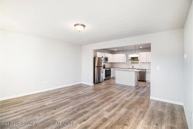 IVH066-i2080-Great Room3