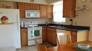 3 Kitchen Stratford