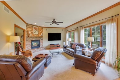 8505 S 68th St, Franklin, WI 53132 - photo 5