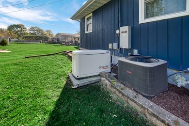 936 Seneca Dr, Crown Point, IN 46307 - photo 4