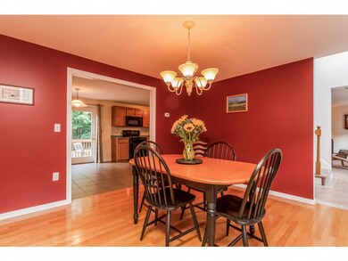 12 Quentin Dr, Londonderry, NH 03053 - photo 5