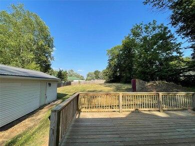1124 S Henry St, Farmington, MO 63640 - photo 5