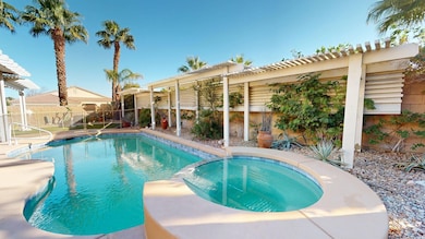 1123 E Circulo San Sorrento Rd, Palm Springs, CA 92262 - photo 2