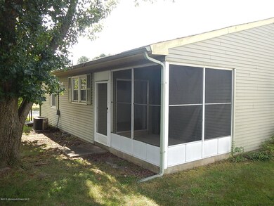 50 S Chestnut Ave unit 72, Whiting, NJ 08759 - photo 2