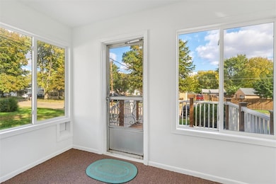 2818 Bowdoin St, Des Moines, IA 50313 - photo 5