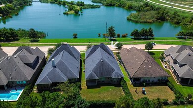 14 Cottage Glen Ln, Fulshear, TX 77441 - photo 2