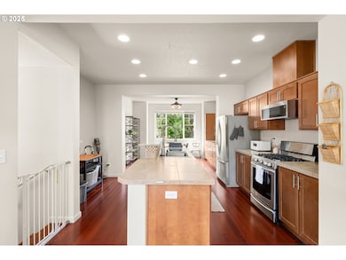 10792 NE Gateway Place, Hillsboro, OR 97006 - photo 7