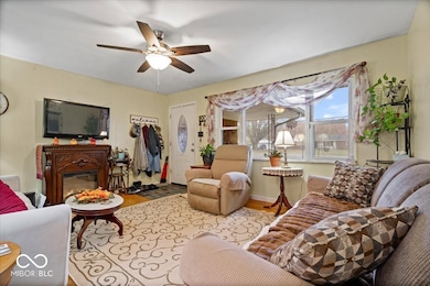 1118 Mullinix Rd, Greenwood, IN 46143 - photo 7