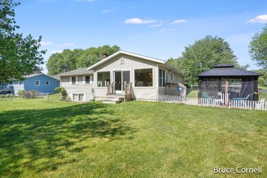 8715 Angling Rd, Portage, MI 49024 - photo 4