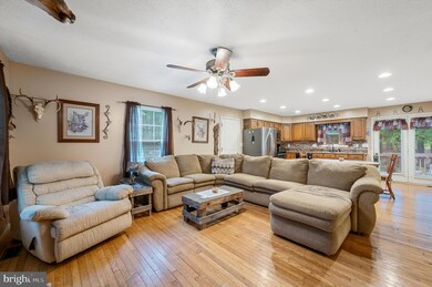 51 Excalibur Dr, Hedgesville, WV 25427 - photo 6