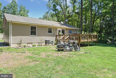 958 S Independence Dr, Montross, VA 22520 - photo 5