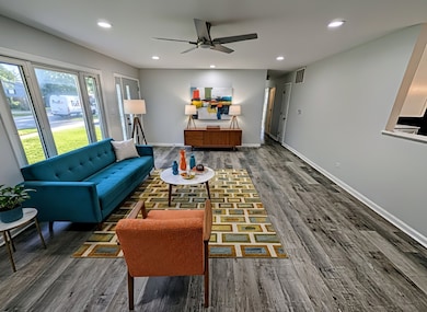 1005 Valley Stream Dr, Wheeling, IL 60090 - photo 5