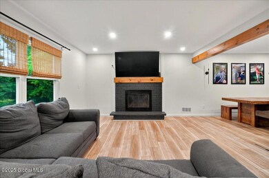 43-678 Riverview Rd-43