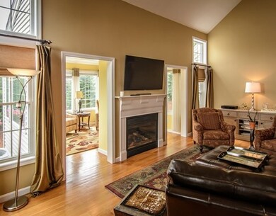 2 Blossom Ct unit 2, Westborough, MA 01581 - photo 4