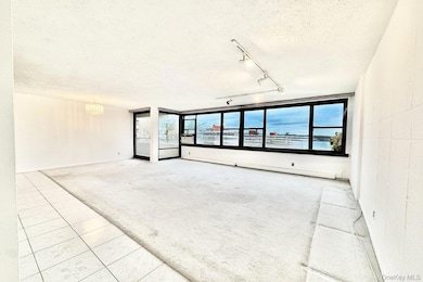 162-40 9th Ave unit 7A, Whitestone, NY 11357 - photo 2