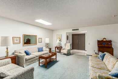 18843 N Mayan Dr, Sun City, AZ 85373 - photo 5