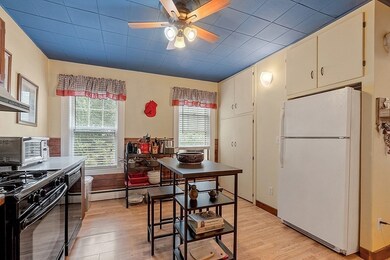 41 Harold St, Worcester, MA 01604 - photo 6