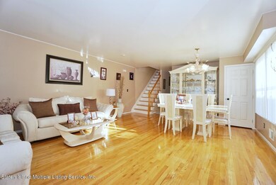 57 Belfast Ave, Staten Island, NY 10306 - photo 4