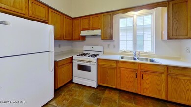 71 N Allen St unit . 1, Albany, NY 12203 - photo 5