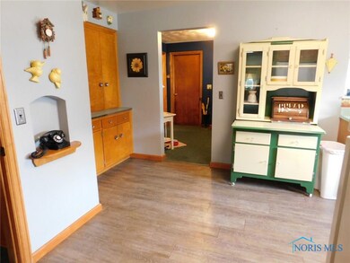 300 Union St, Archbold, OH 43502 - photo 4