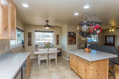 006_Kitchen