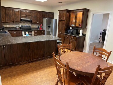 1647 Roberts Bend, Weatherford, TX 76086 - photo 7