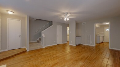 7713 Bateman Ln unit 7713, Houston, TX 77088 - photo 7