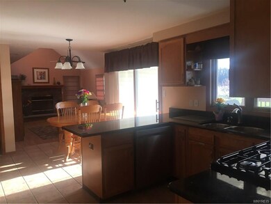 7324 Winbert Dr, North Tonawanda, NY 14120 - photo 5