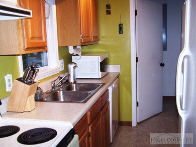 235 Elk Creek Rd, Deep Gap, NC 28618 - photo 3