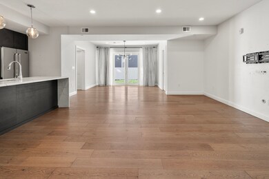 54 Pleasant St unit 4, Boston, MA 02125 - photo 5