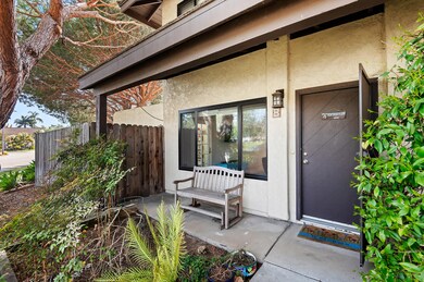02 - Front Porch