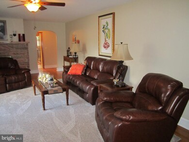 1517 N Main St, Williamstown, NJ 08094 - photo 3