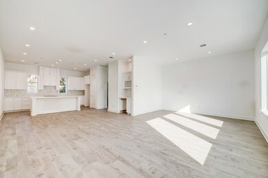 4116 Eigel St, Houston, TX 77007 - photo 3