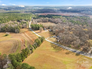 6027 Campbell Rd, York, SC 29745 - photo 3