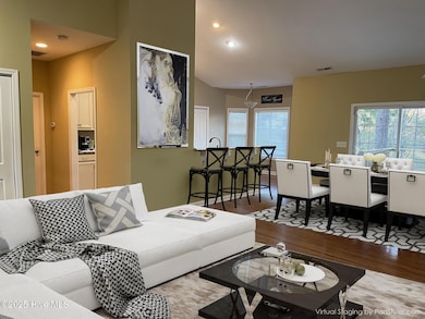 17404840984_LivingDining02copy