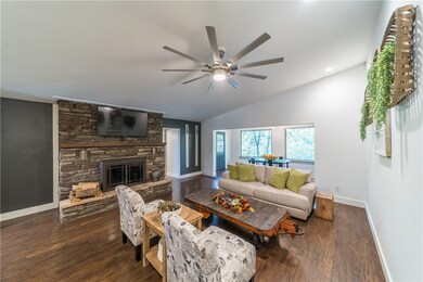 5 Arnold Ln, Bella Vista, AR 72715 - photo 5