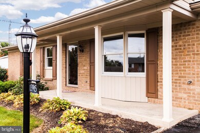 13915 Long Ridge Dr, Hagerstown, MD 21742 - photo 3