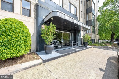 General Scott Apartments unit 714, Washington, DC 20036 - photo 4