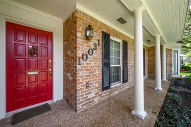 10031 Burgoyne Rd, Houston, TX 77042 - photo 3