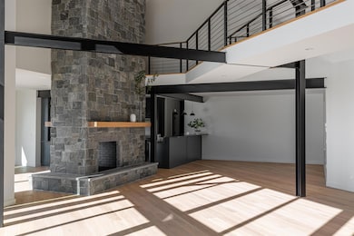 3336 Shelburne Rd, Shelburne, VT 05482 - photo 7