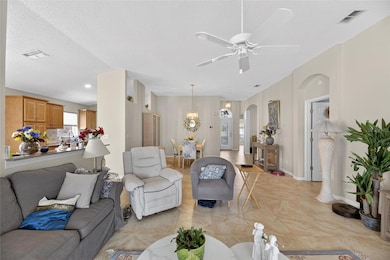 1024 New Winsor Loop unit 1024, Sun City Center, FL 33573 - photo 5