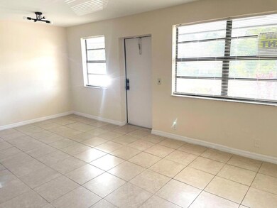 1029 S D St unit 2, Lake Worth, FL 33460 - photo 2