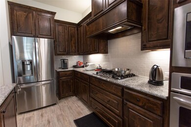 8728 Ice House Dr, North Richland Hills, TX 76180 - photo 6