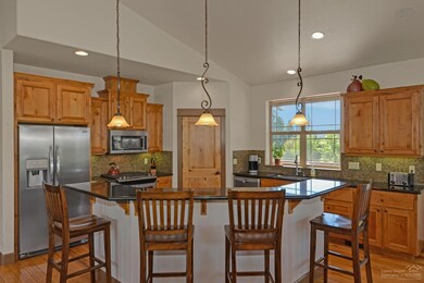 34 NW Skyliner Summit Loop, Bend, OR 97701 - photo 5